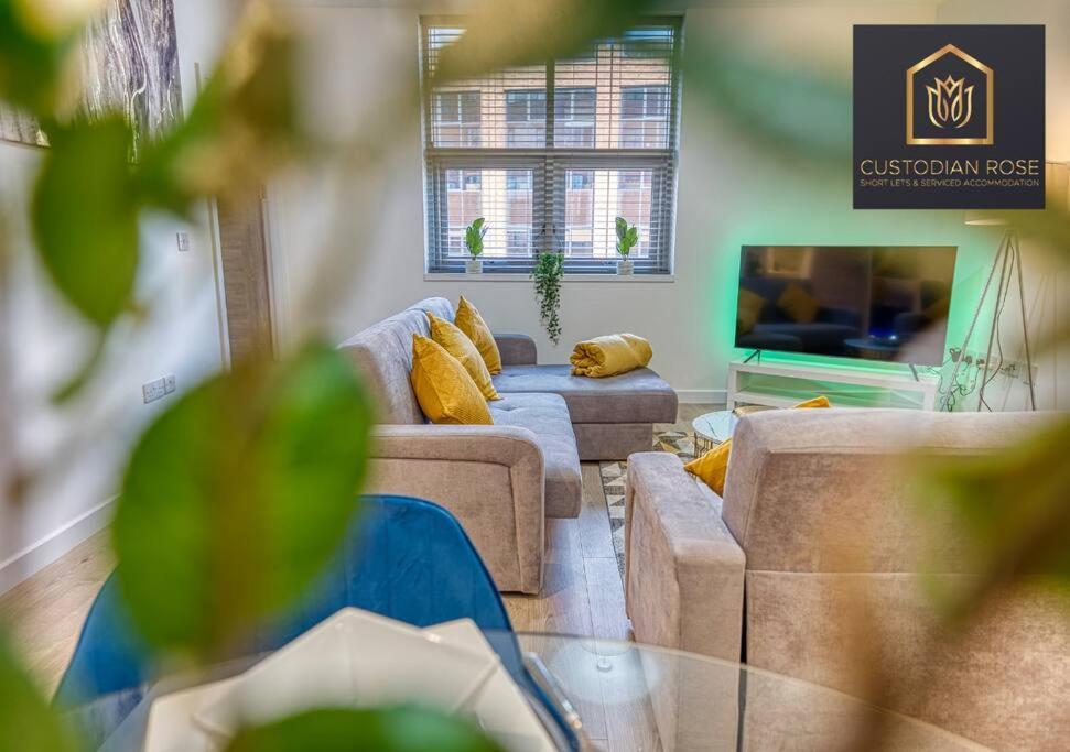 Two Bedroom - Central Peterborough - New Year Discount Экстерьер фото